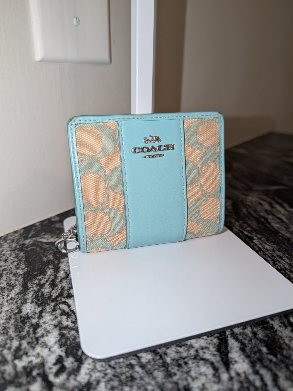 Coach Snap Wallet in Signature Canvas